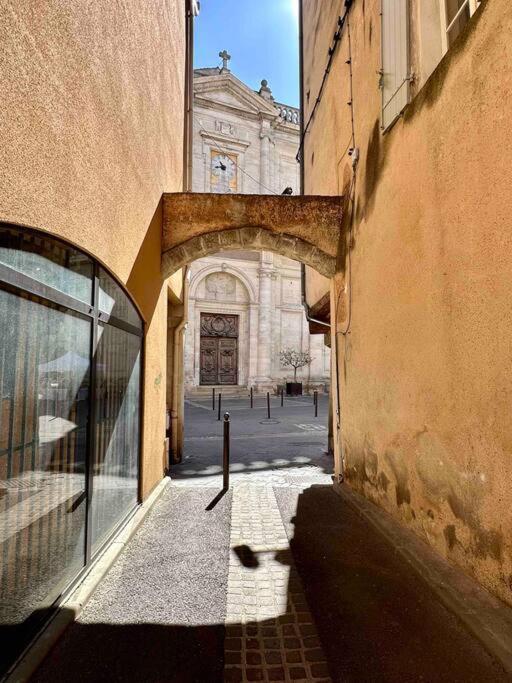 Lou Paseo : Appartement Brocante Centre Historique Л'Іль-сюр-ла-Сорг Екстер'єр фото